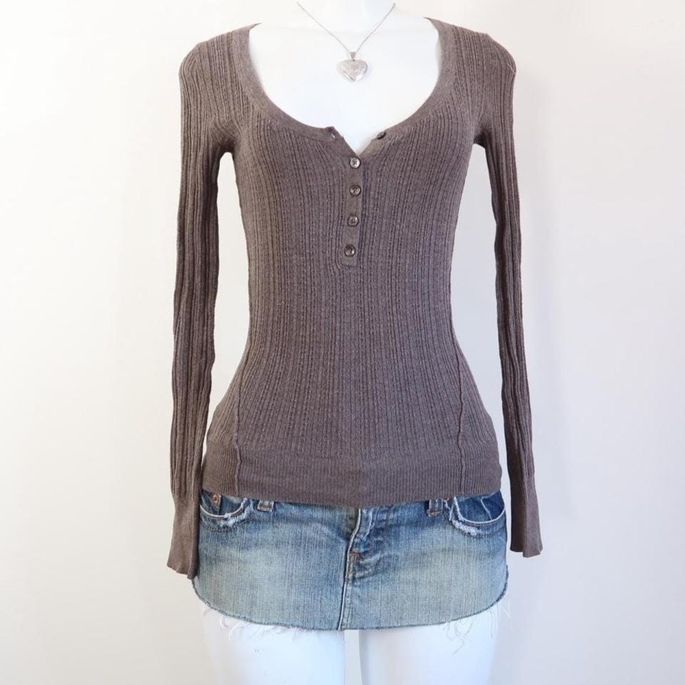y2k moda international ribbed henley sweater brown